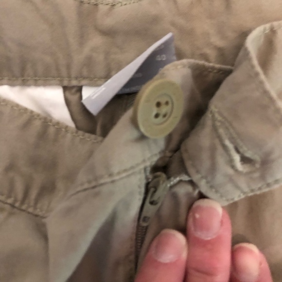Columbia Mens Shorts Size 30 Beige Casual 10"L Carg EUC - Picture 3 of 9